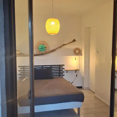 A Felicità Dantone En Bord De Appartamento